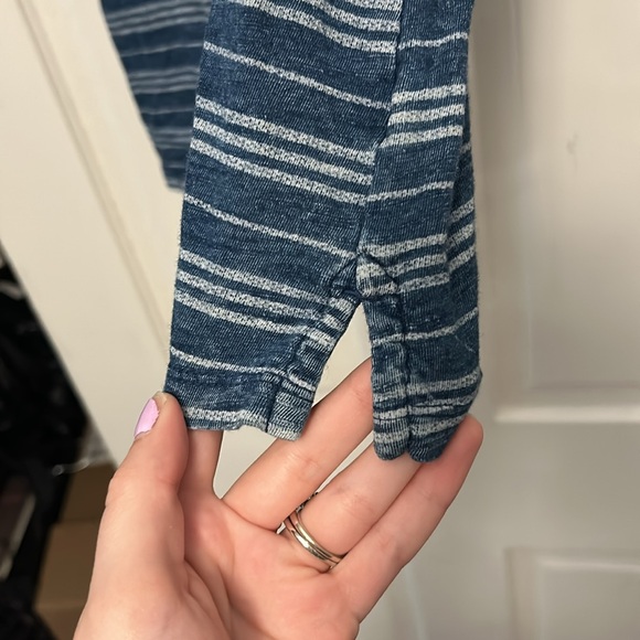 Universal Thread Striped Pocket Tank - Picture 5 of 6